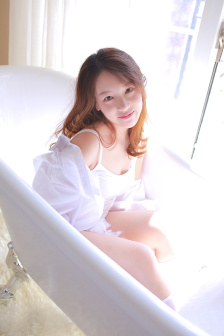 哪灬你的鸣巴好大歌曲背后故事